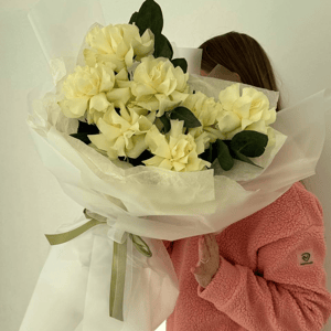 Букет из 7 русских роз