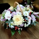 Корзина с цветами «Сердце моё» из роз и эустом