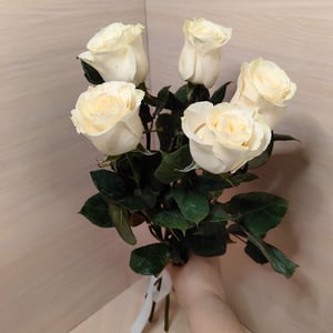 Букет из белой розы