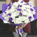 Букет из хризантемы и статицы