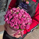 Шляпная коробка с цветами «Коробка Мисти Баблс» из роз