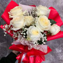 Букет «Нежность» из роз и гипсофил