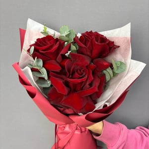 Букет из французской красной розы
