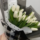 Монобукет из 19 белых тюльпанов