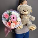 Подарочный набор «Комбо набор цветы и мишка» из хризантем и гербер