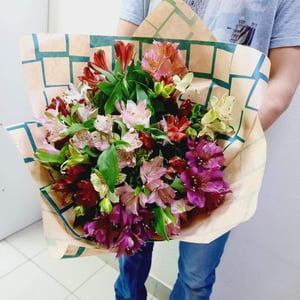 Букет «Незабываемая» из альстромерий