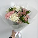 Букет «Счастье» из гвоздик и роз