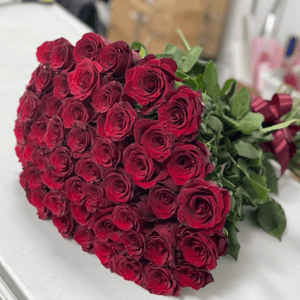 Букет из 51 красной розы Эквадора 60 см