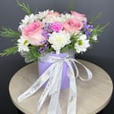 Шляпная коробка с цветами «Композиция доброе утро» из роз и хризантем