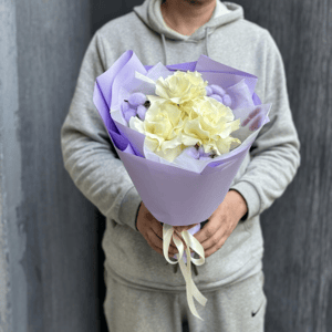 Букет «Французские розы и хлопок»