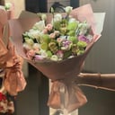 Букет «Лиловый соблазн» из эустом и роз