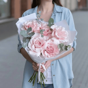 Букет из 5-ти французских роз