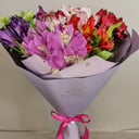 Букет «Яркий день» из альстромерий