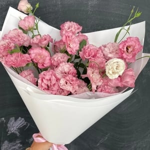Букет «Эустома розовая»