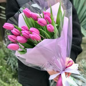 Букет из лавандовых тюльпанов