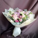 Букет «Я рядом» из роз и хризантем