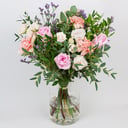 Букет «Цветочная фея» из роз и гвоздик