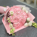 Букет «Розовое с белым» из эустом и гортензий