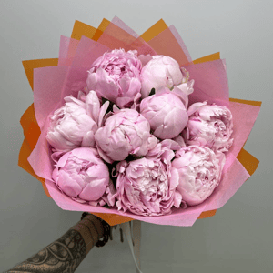 Букет «Ароматные пионы Сара оранжевые 9 шт»