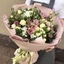 Букет «Француженка» из роз и эустом