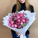 Букет из орхидей и эвкалипта