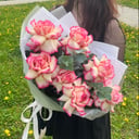 Букет французские розы с эвкалиптом