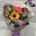 Букет «Улыбнись» из альстромерий и роз