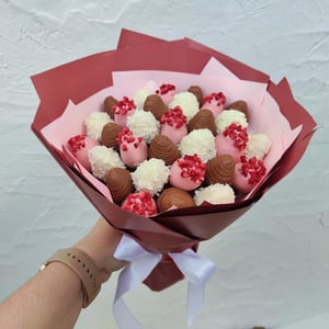 Букет из клубники в шоколаде 7