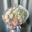 Букет с гортензией и хризантемой Санни