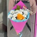 Букет на 1 сентября из хризантем и роз