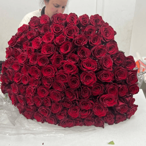 Букет «101 красная эквадорская роза 60 см»