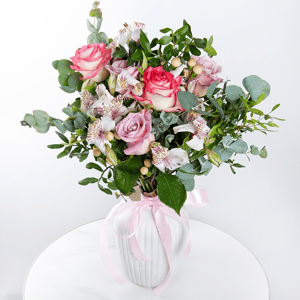 Bouquet 'Rose Whisper with Greens'