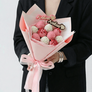 Клубника в шоколаде букет " Люблю люблю"