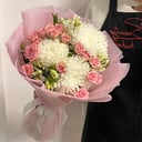 Букет с хризантемой и розой