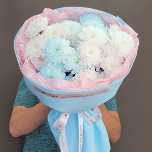 Букет из хризантем "Зефирчик"