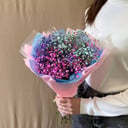 Букет из радужной гипсофилы