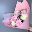 Букет «Диантусы и ваксфлауэр»