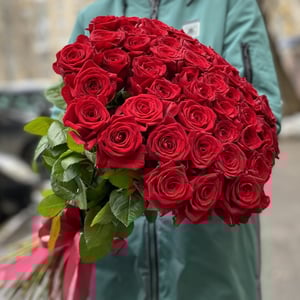 Букет из красных роз)