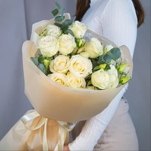 Букет «Кустовые розы для любимой»