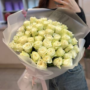 Букет белых роз