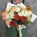 Букет Роз, Диантуса и Лизиантуса