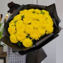 Букет «25 хризантем в оформлении»