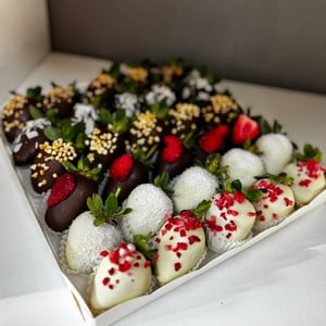 30 клубник в шоколаде