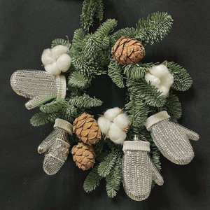 Композиция «Венок «В лес на лыжах»»