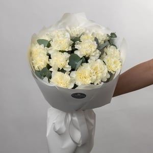 Монобукет из диантусов "Айвори" из гвоздик