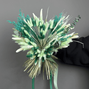 Букет из сухоцветов в форме сердца