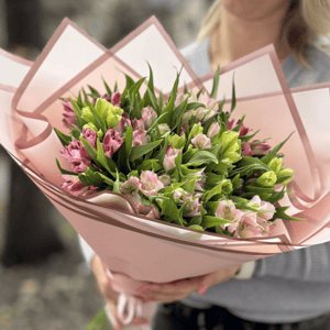 Букет «Ассорти свежих альстромерий»