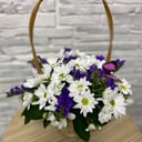 Корзина с цветами «Бабочка» из хризантем