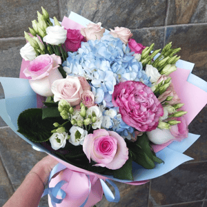 Букет «Любимый Сюжет» из роз и эустом