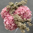 Букет «Гортензии с тысячилетником»